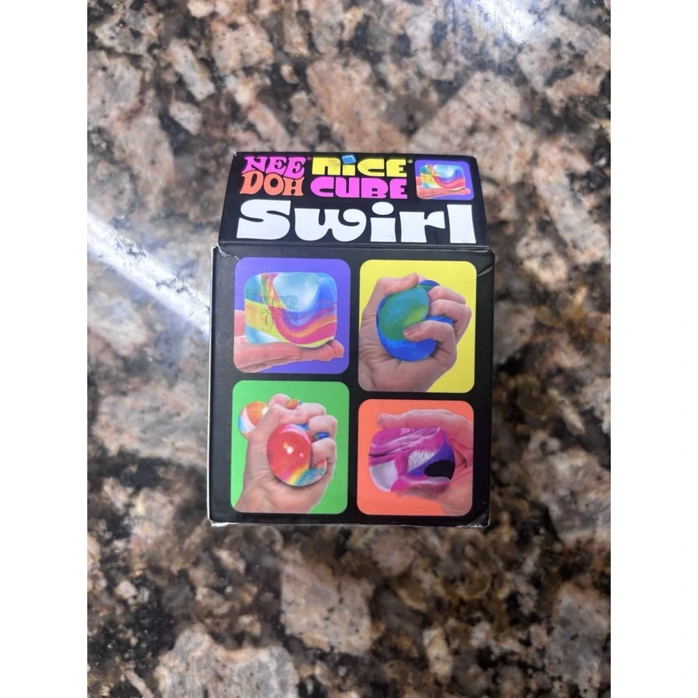 Nee Doh Nice Cube Swirl Super Solid Squish purple Needoh